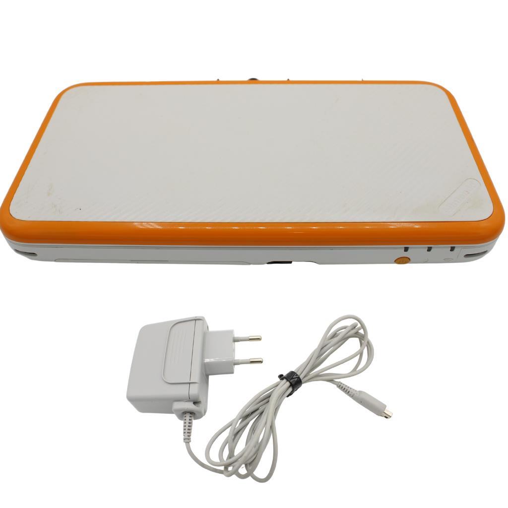 New Nintendo 2DS XL - Handheld Konsole mit Ladekabel - Weiß/Orange - guter Zustand
