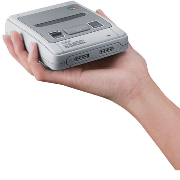Nintendo Classic Mini: Super Nintendo Entertainment System - Konsole - Grau