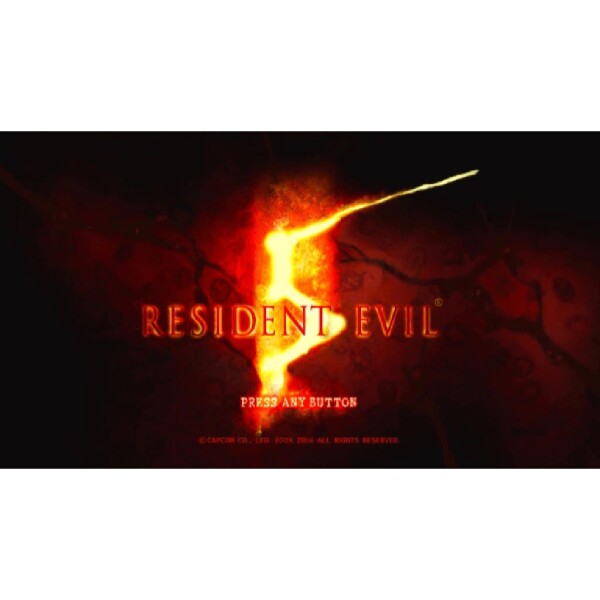 Sony PlayStation 4 - Resident Evil 5 - mit OVP