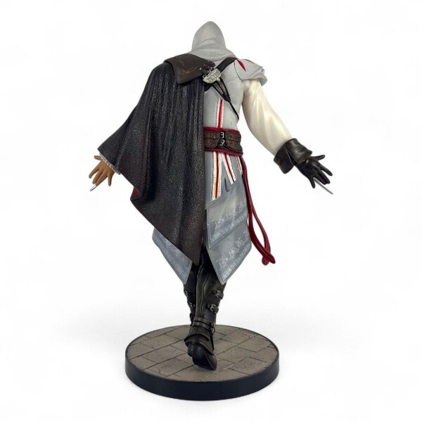 Assassins Creed II: Ezio Auditore Figur 20cm